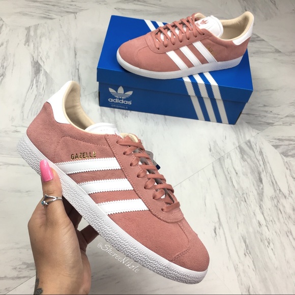 adidas Shoes - ADIDAS Shoes Gazelle Pink